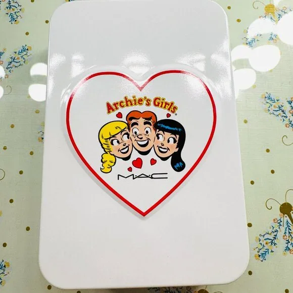 3462 MAC MAKEUP BRUSH SET MAC COSMETICS COLLECTOR ARCHIE GIRLS SUPER RARE - Picture 2 of 5